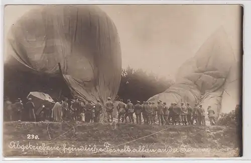 61227 Foto AK Abgetriebene feindliche Fesselballons an der Somme