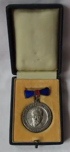 DDR Karl Liebknecht Medaille Ruhm & Ehre unseren Besten Friedenskämpfer (117005)