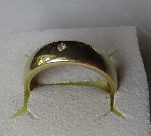 hochwertiger 585er Gold Ring mit kleinem Diamant (158033)