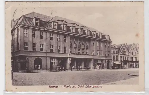 92539 AK Güstrow - Markt mit Hotel Erbgroßherzog 1920