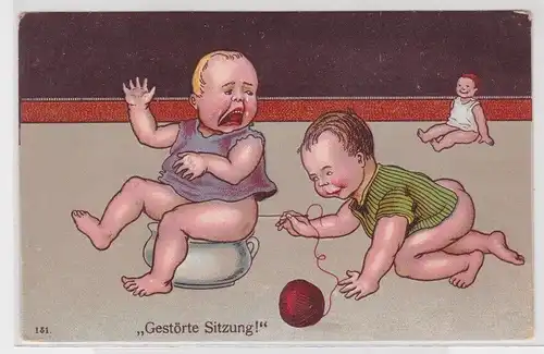 96334 Humor Ak "Gestörte Sitzung" Kind sitzt auf Töpfchen um 1910