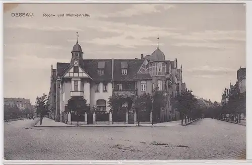 902238 Ak Dessau Roon- und Moltkestrasse um 1924