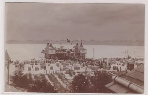 02060 Ak Seebad Ahlbeck Blick auf Strand und Seebrücke um 1910