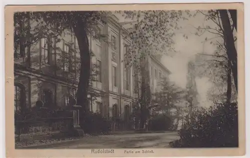 903293 Ak Rudolstadt Partie am Schloß 1918