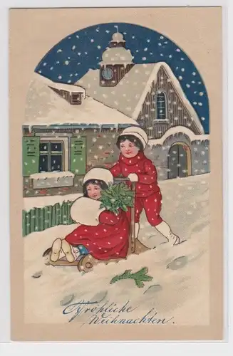 904096 Fröhliche Weihnachten Präge Ak 2 Kinder mit Schlitten im Schnee um 1910