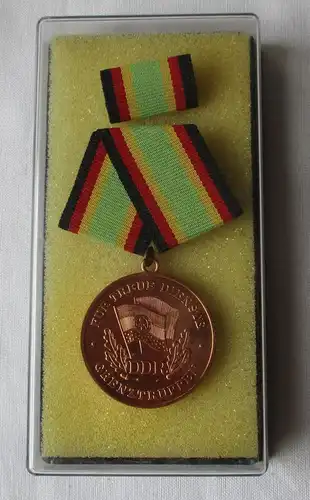 DDR Medaille treue Dienste in der Grenztruppen in Bronze 286 d (160469)