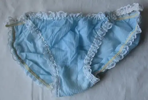 DDR Dessous Slip hellblau Spitze Dederon Gr. 42 Marke Graziella (159919)