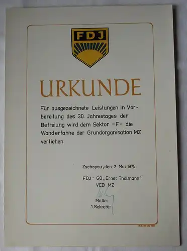 DDR Urkunde Verleihung Wanderfahne Grundorganisation MZ Zschopau 1975  (148096)