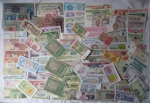 Sammlung mit 100 Banknoten aus aller Welt (108154)