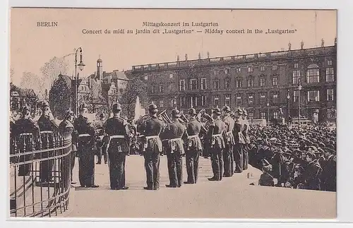 95109 Ak Berlin Mittagskonzert im Lustgarten 1918