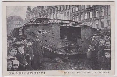 37993 Ak Erbeuteter englischer Tank - Aufgestellt auf dem Marktplatz in Leipzig