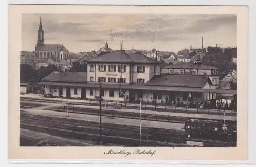 81555 Ak Münchberg Bahnhof Bahnsteigansicht 1911