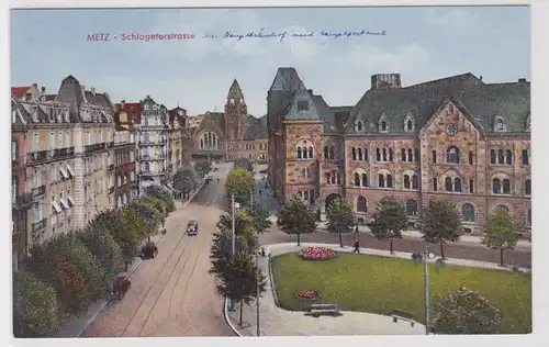 57373 AK Metz - Schlageterstrasse, Straßenansicht mit Park und Oldtimern 1943