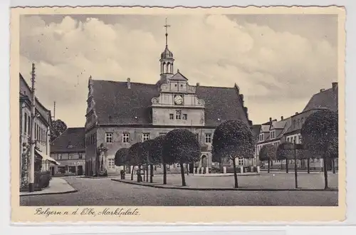 44740 Ak Belgern an der Elbe - Marktplatz mit Roland Statue und Rathaus 1937