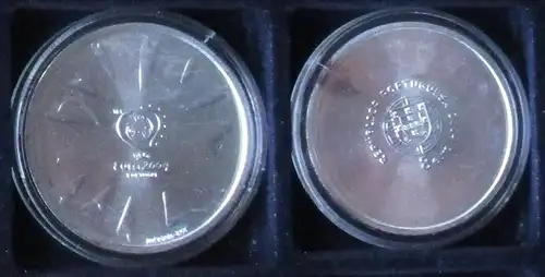 8 Euro Silbermünze 2004 Stempelglanz Portugal Fifa Fußball WM Herzen (155147)
