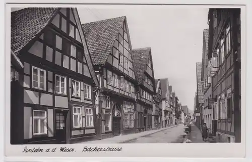903199 Ak Rinteln an der Weser Bäckerstrasse um 1940