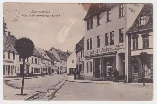 38380 Ak Sandersleben Blick in die Bernburger Strasse um 1910