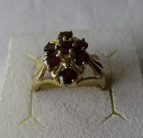 eleganter 925er Sterling Silber Ring vergoldet mit roten Edelsteinen (104023)
