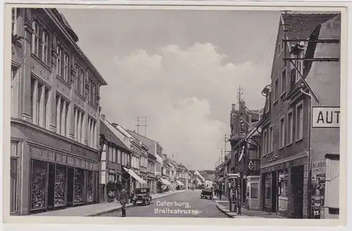 50045 Ak Osterburg Breitestrasse mit Geschäften 1936