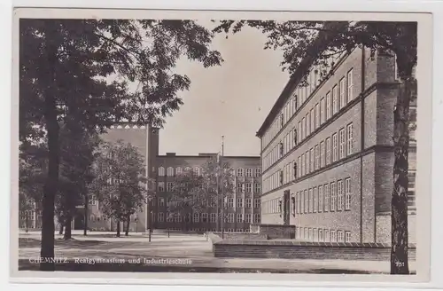 905131 Ak Chemnitz Realgymnasium und Industrieschule um 1930