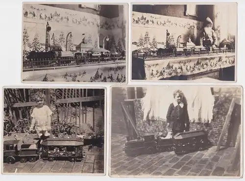 97803/4 Fotos Kinder mit Blech Eisenbahnspielzeug um 1930