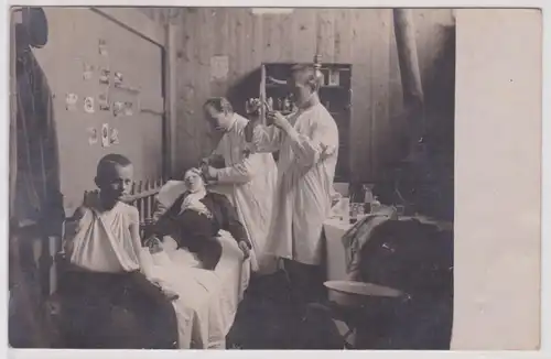 25116 Foto Ak Bad Schmiedeberg Gruppenbild des CVJM Krankenpflege 1913
