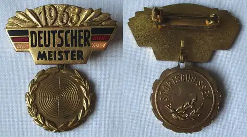 DDR Abzeichen Sport Deutscher Meister 1963 im Sportschiessen (162707)