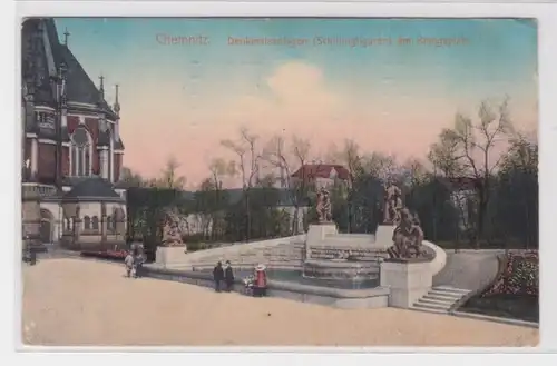 906002 Ak Chemnitz - Denkmalanlagen mit Schillingfiguren am Königsplatz 1913
