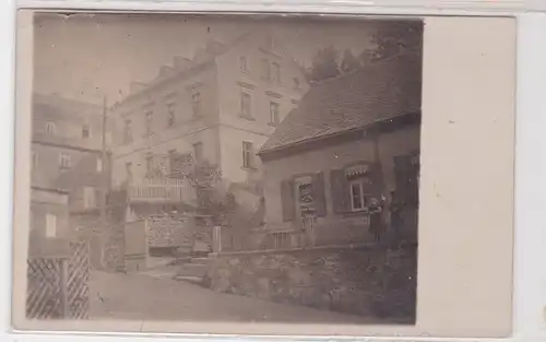 905907 Foto Ak Meinersdorf im Erzgebirge - Straßenansicht mit Bäckerei 1915