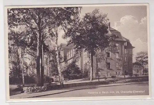 905290 Ak Chemnitz - Ebersorf, Kaserne d. Beob.-Abt. 24, Straßenansicht 1938