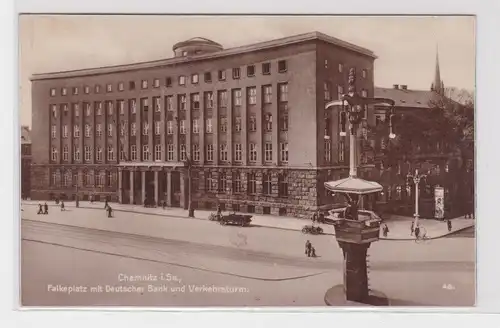 904689 Ak Chemnitz - Falkeplatz mit Deutscher Bank und Verkehrsturm 1929