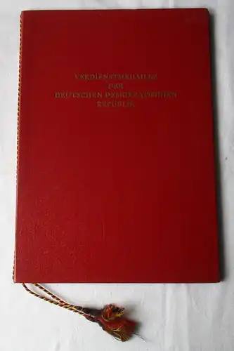 Urkunde Verdienstmedaille der Deutschen Demokratischen Republik 1967 (165124)