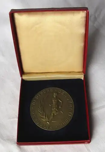 DDR Medaille 3. Zentrales Fachschulsportfest 1955 Volleyball im Etui (112686)