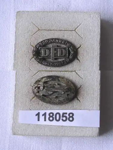DDR Erinnerungsabzeichen "10 Jahre DFD" 1947-1957 900er Silber (118058)