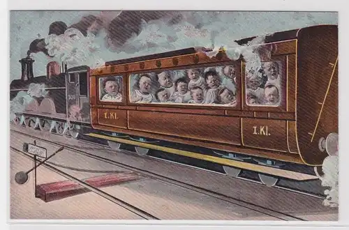 907064 Humor Ak weinende Babys in der Dampflokomotive um 1910