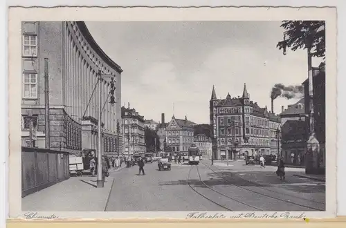 903427 AK Chemnitz - Falkenplatz mit Deutscher Bank und Straßenbahnen 1935