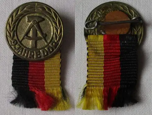 altes DDR Abzeichen 9 Jahre DDR 1958 (161284)
