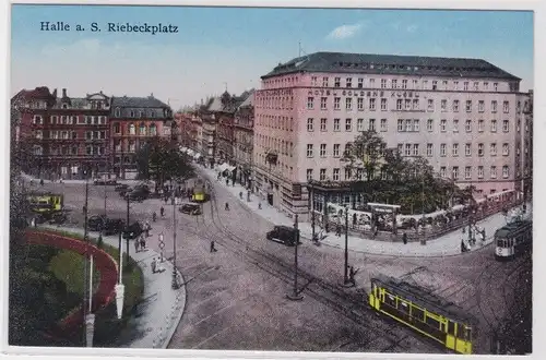 905174 AK Halle a. S. - Riebeckplatz mit Straßenbahn & Hotel Goldene Kugel