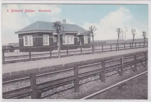 903582 Ak Bahnhof Böhlen Wartehalle um 1910
