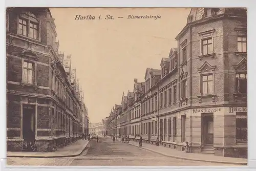 903948 Ak Hartha in Sachsen Bismarckstrasse Bäckerei Max Beegen um 1920