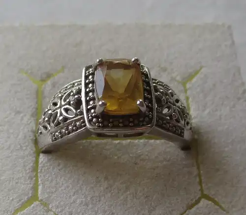 hochwertiger 925er Sterling Silber Ring mit gelbem Edelstein (111696)