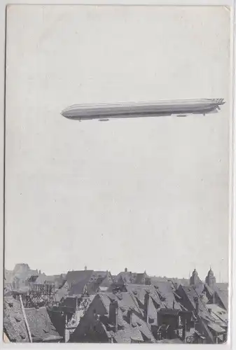 81243 AK Zeppelin über Nürnberg - Mit Verwendung der Originalaufnahme