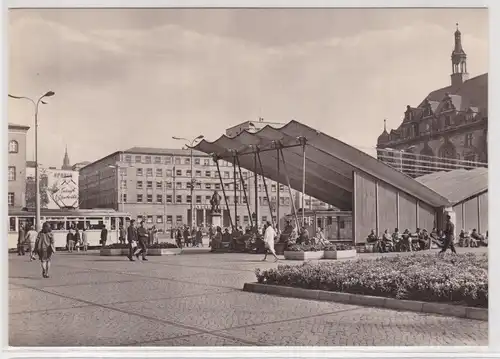 77918 Foto AK Halle (Saale) - Marktplatz mit Straßenbahn und Rathaus 1967