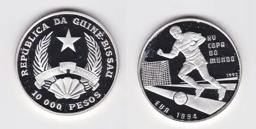 10000 Pesos Silber Münze Guinea Bissau Fussball WM USA 1994, 1992 PP (159124)