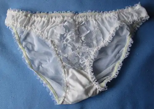 DDR Dessous Slip weiß Dederon Spitze Größe 44 Marke Stretta (159664)