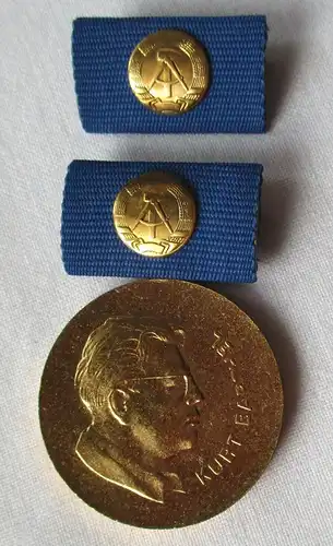 seltene DDR Medaille Kurt Barthel im Etui Bartel 295 a (118111)