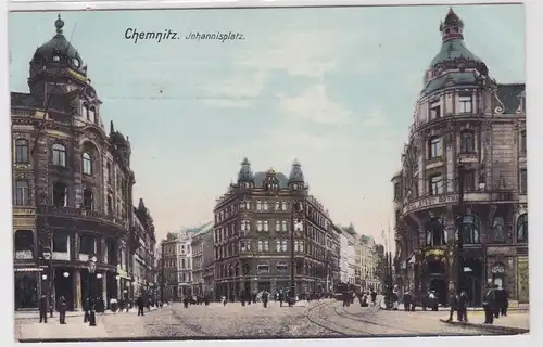 900754 AK Chemnitz - Johannisplatz, Straßenansicht mit Geschäften 1909