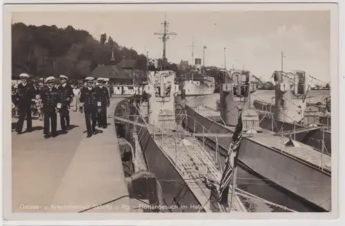 99210 Ak Ostseebad Sassnitz auf Rügen Flottenbesuch im Hafen U-Boote 1938