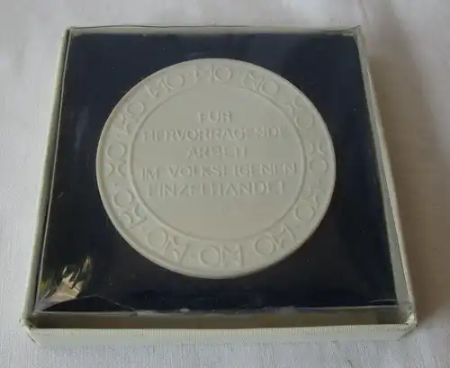 DDR Medaille Für hervorragende Arbeit im Volkseigenen Einzelhandel HO (132586)