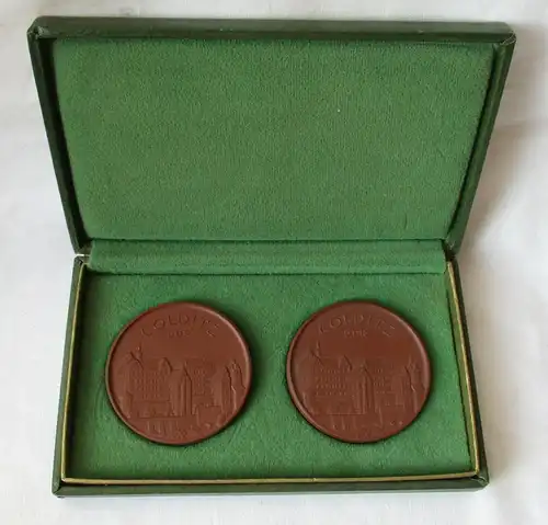 2x DDR Porzellan Medaillen Wappen Colditz Böttger Steinzeug Meissen (124620)